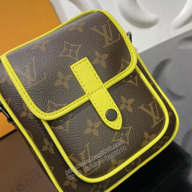 LV專櫃新款包包 路易威登Christopher迷你手袋 M80793 LV老花男士小號斜挎包  ydh4325